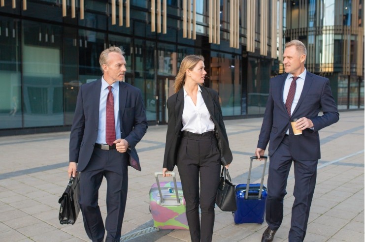 What is not true about DoD travel policy for incidentals?
