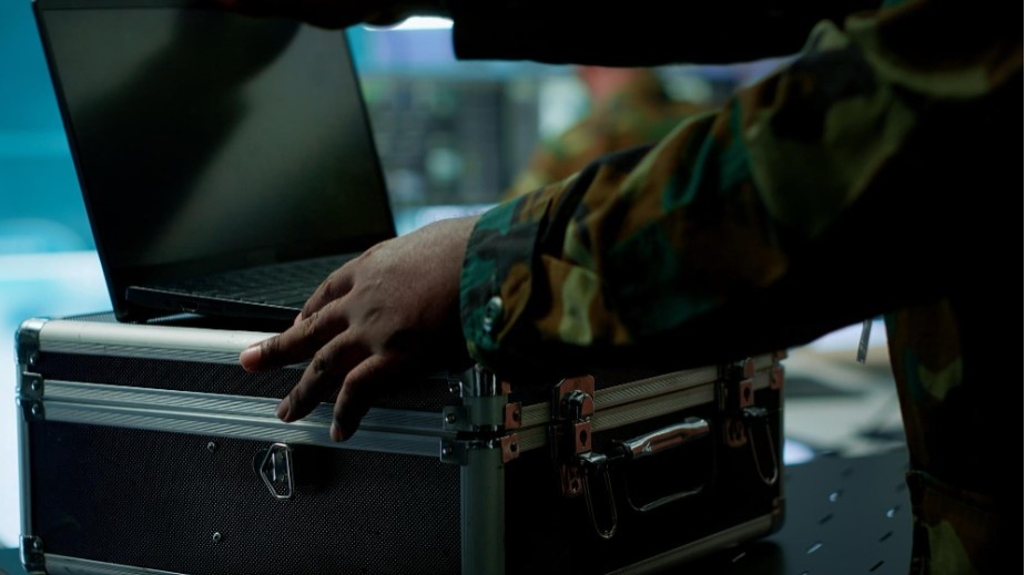 What is not true about the DoD travel policy for rental cars?