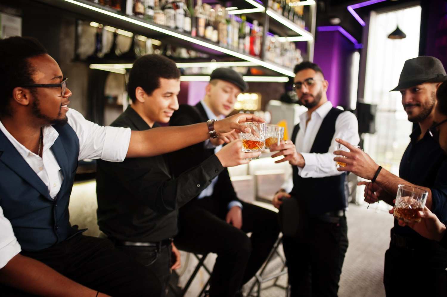 Impress Your Friends And Level Up Your Entertaining By Learning Professional Cocktail Making