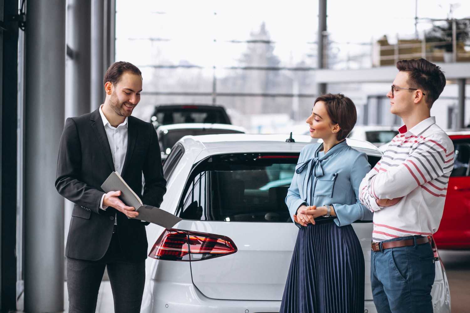 Key Questions to Ask at an Automobile Dealership Before You Buy